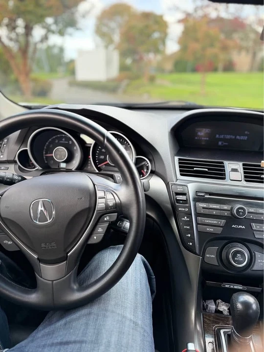 2013 Acura TL 4th Gen - Image 9 of 12