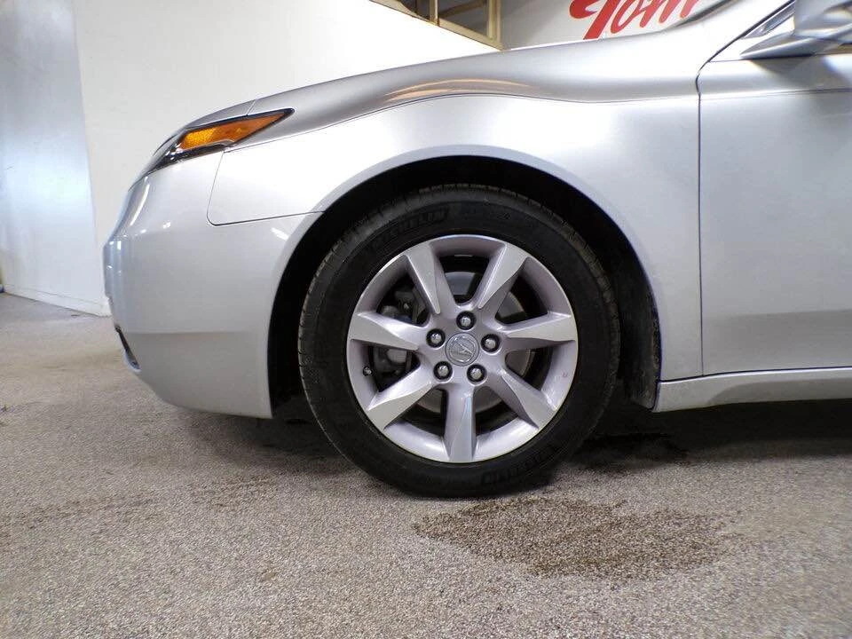 2013 Acura TL 4th Gen - Image 9 of 18