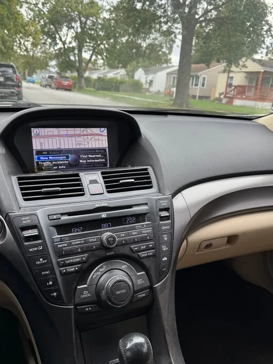 2013 Acura TL 4th Gen - Image 11 of 18