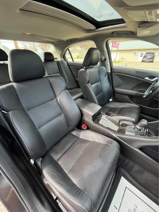 2013 Acura TSX 2nd Gen - Image 11 of 17