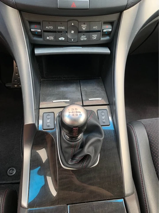 2013 Acura TSX 2nd Gen - Image 9 of 19