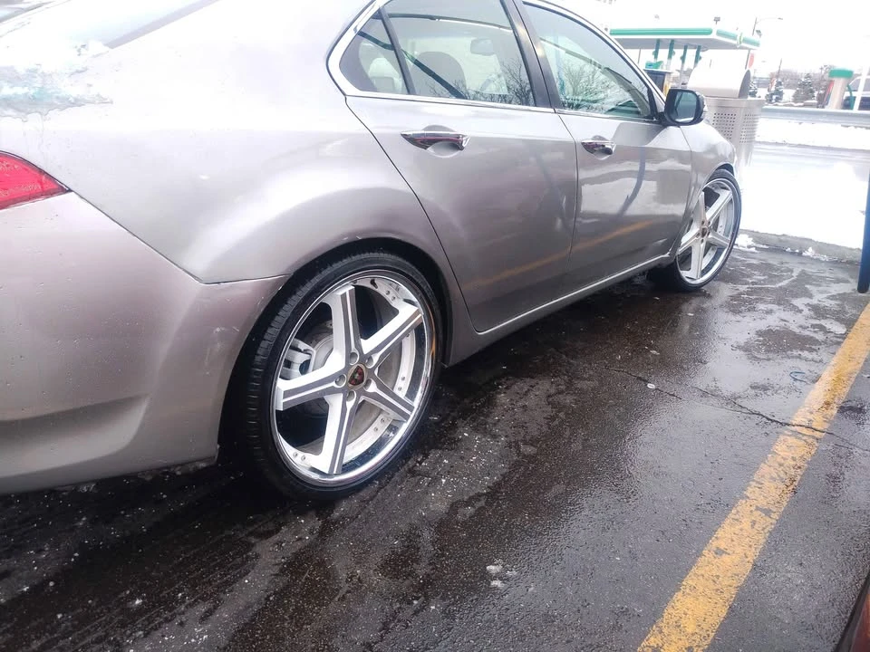 2013 Acura TSX 2nd Gen - Image 4 of 10