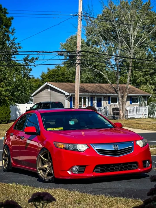 2013 Acura TSX 2nd Gen - Image 2 of 10