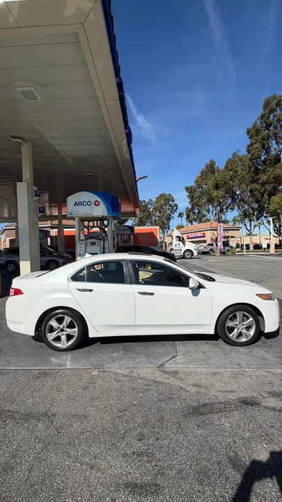 2013 Acura TSX 2nd Gen - Image 4 of 14