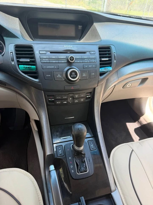2013 Acura TSX 2nd Gen - Image 11 of 12