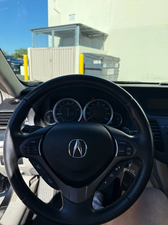 2013 Acura TSX 2nd Gen - Image 9 of 19