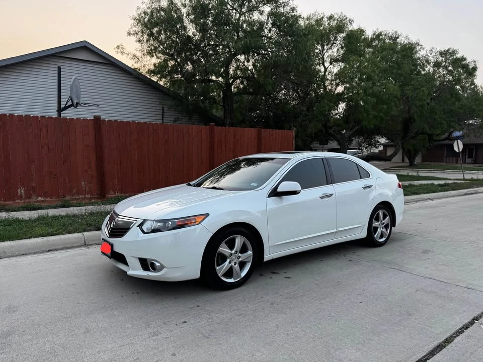 2013 Acura TSX 2nd Gen - Image 2 of 8