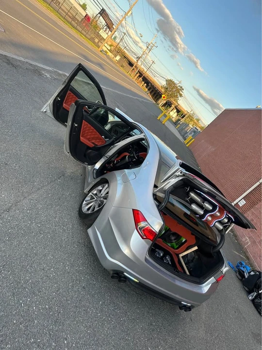 2013 Acura TSX 2nd Gen - Image 15 of 18