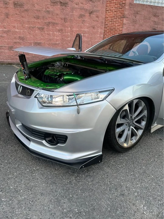 2013 Acura TSX 2nd Gen - Image 2 of 18