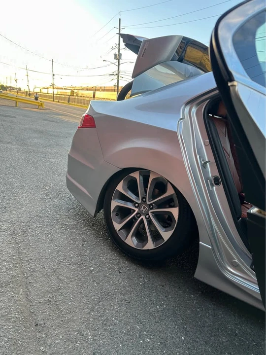 2013 Acura TSX 2nd Gen - Image 12 of 18
