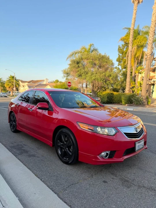 2013 Acura TSX 2nd Gen - Image 2 of 10