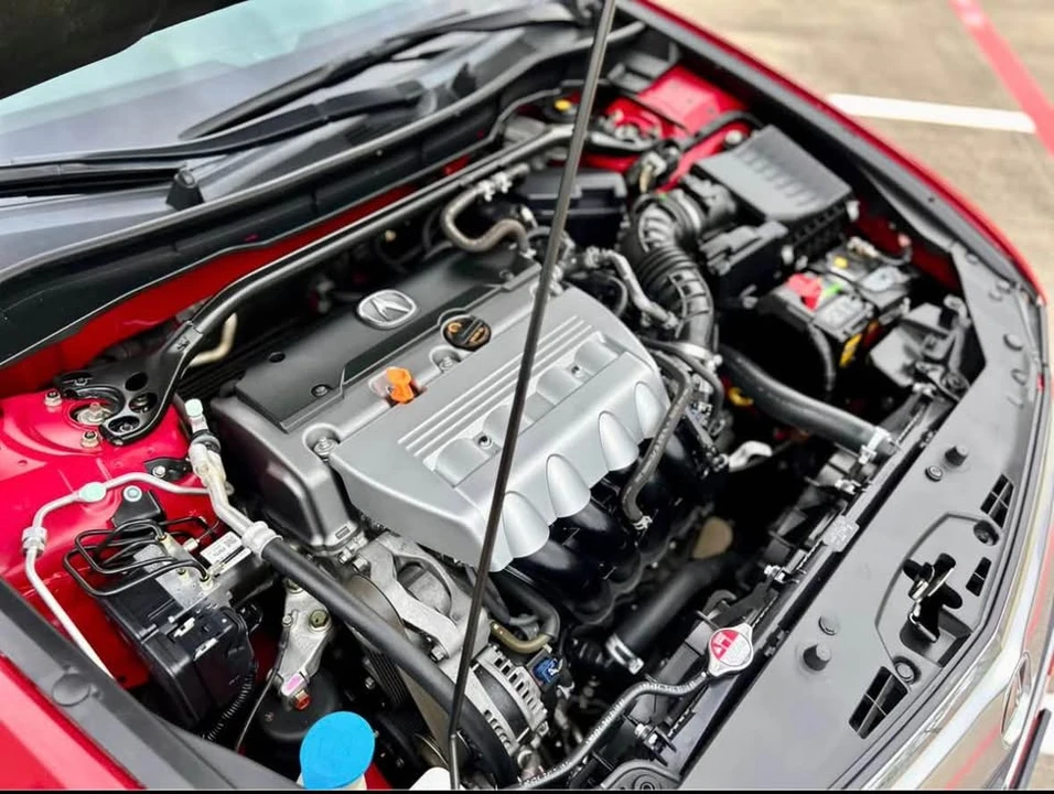2013 Acura TSX 2nd Gen - Image 14 of 15