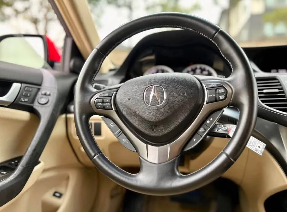 2013 Acura TSX 2nd Gen - Image 10 of 15