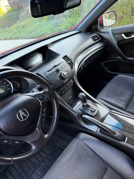 2013 Acura TSX 2nd Gen - Image 8 of 10
