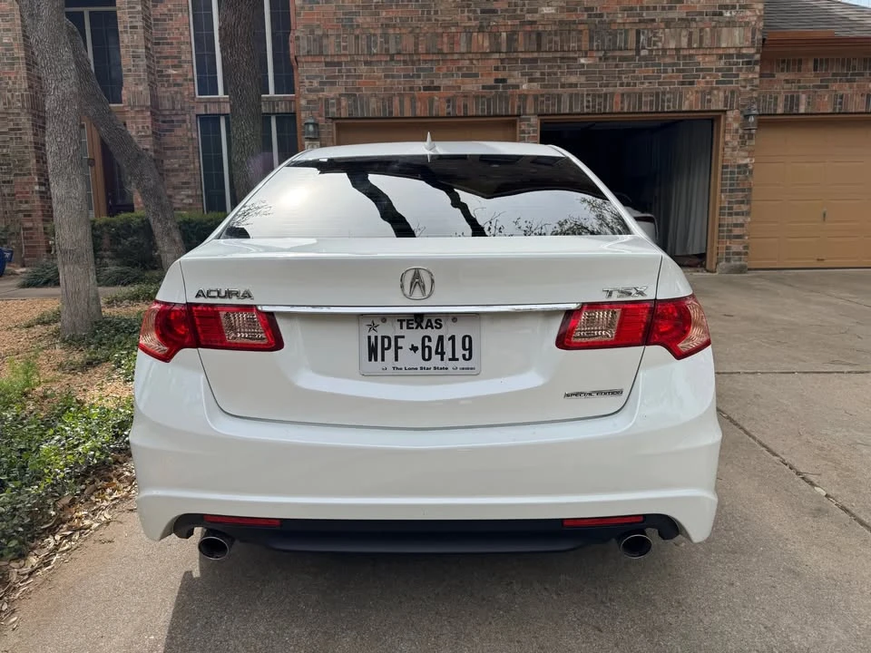 2013 Acura TSX 2nd Gen - Image 2 of 8