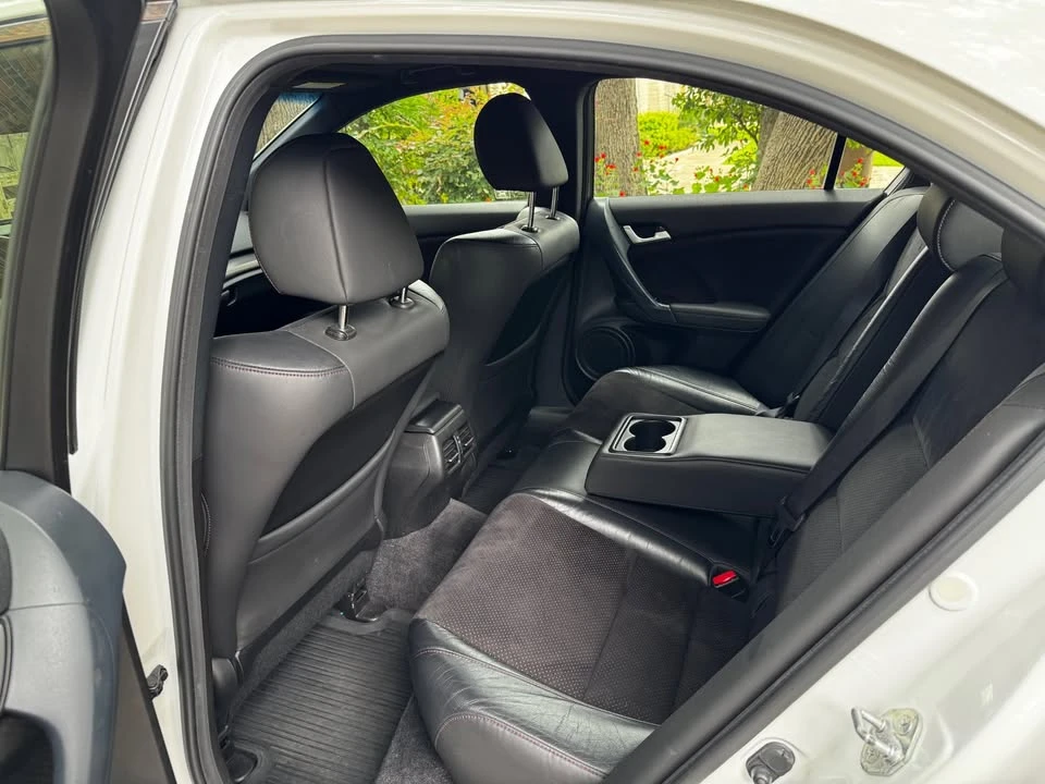 2013 Acura TSX 2nd Gen - Image 5 of 8