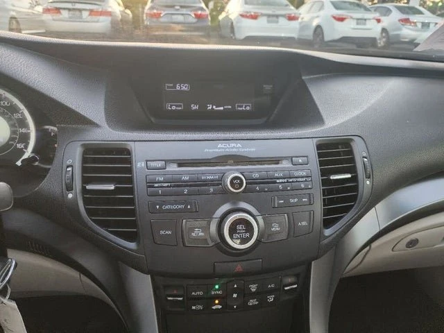 2013 Acura TSX 2nd Gen - Image 15 of 19