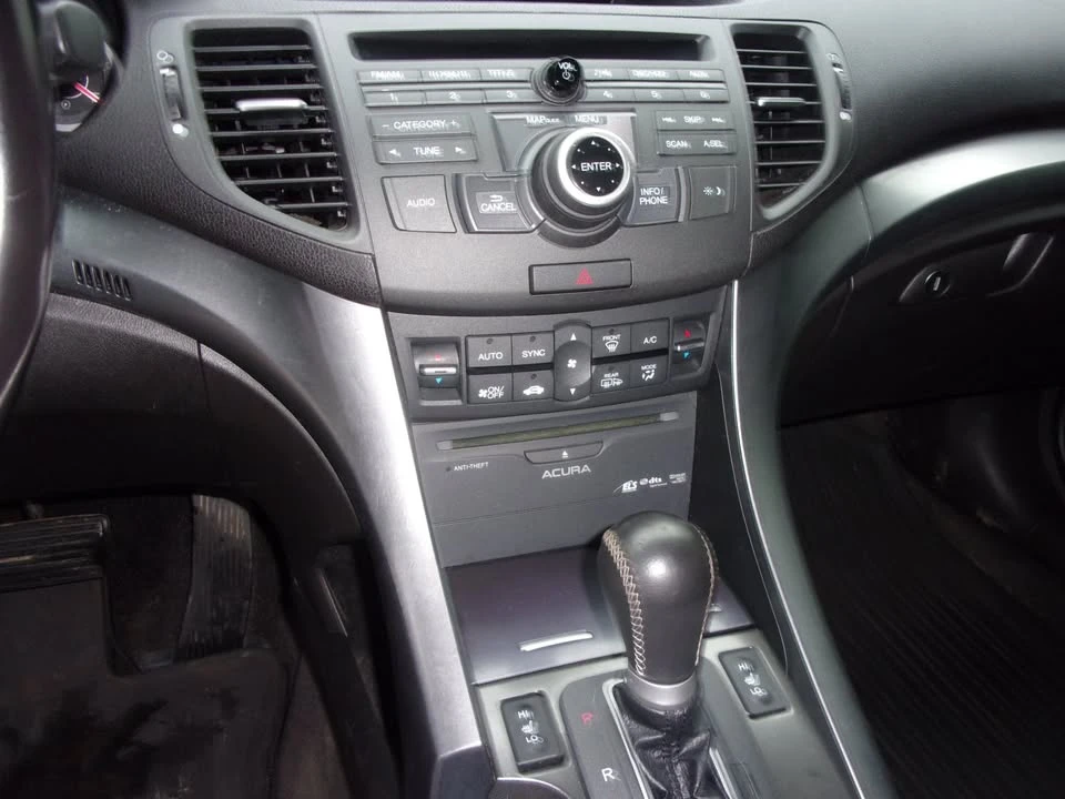 2013 Acura TSX 2nd Gen - Image 10 of 13
