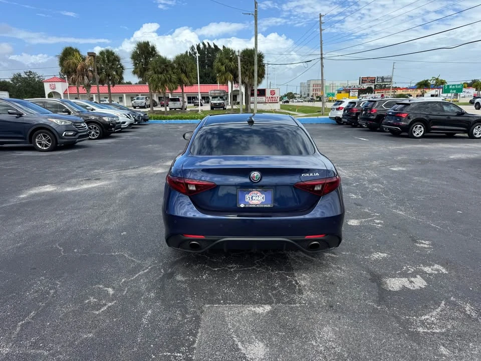2013 Alfa Romeo Giulia - Image 7 of 18