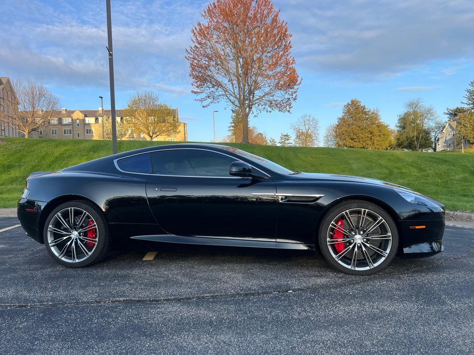 2013 Aston Martin DB9 - Image 13 of 31