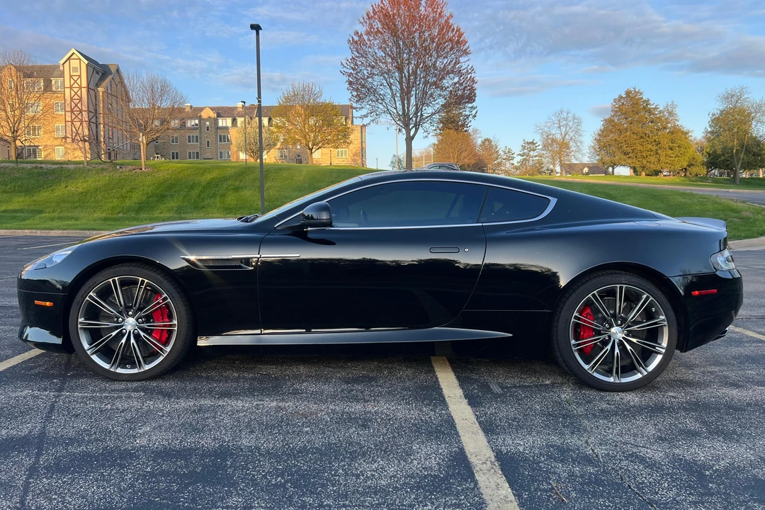 2013 Aston Martin DB9 - Image 3 of 31