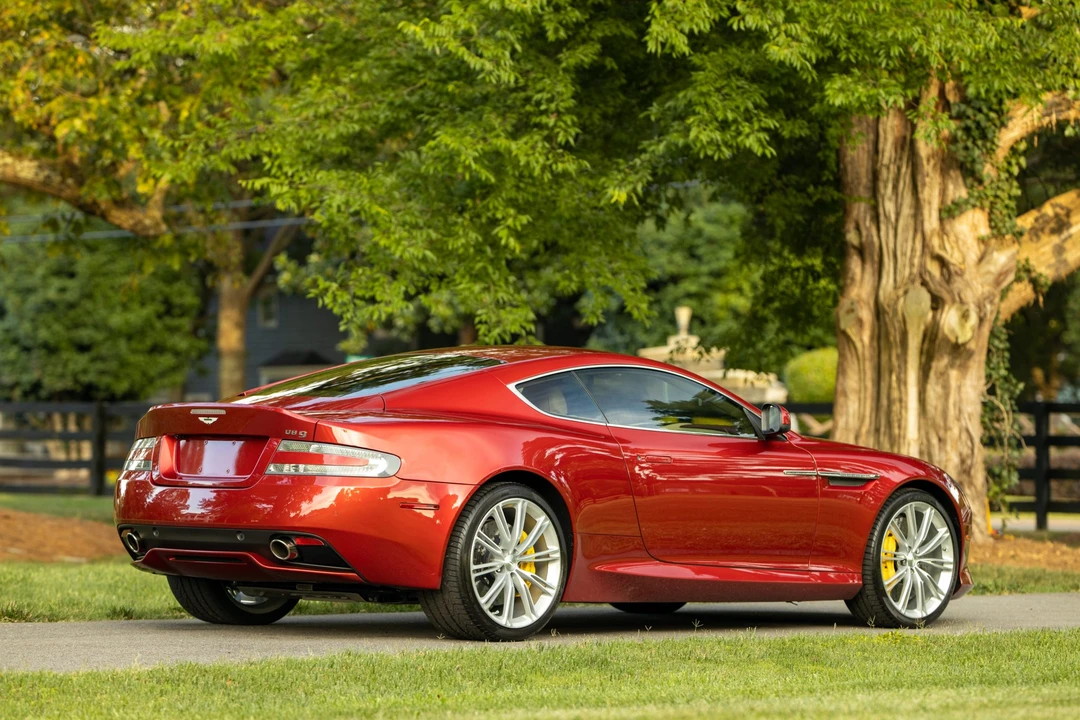 2013 Aston Martin DB9 - Image 12 of 31