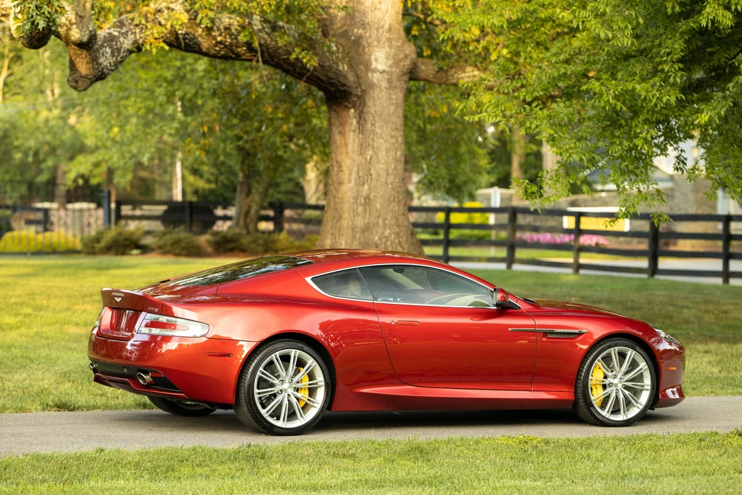 2013 Aston Martin DB9 - Image 11 of 31