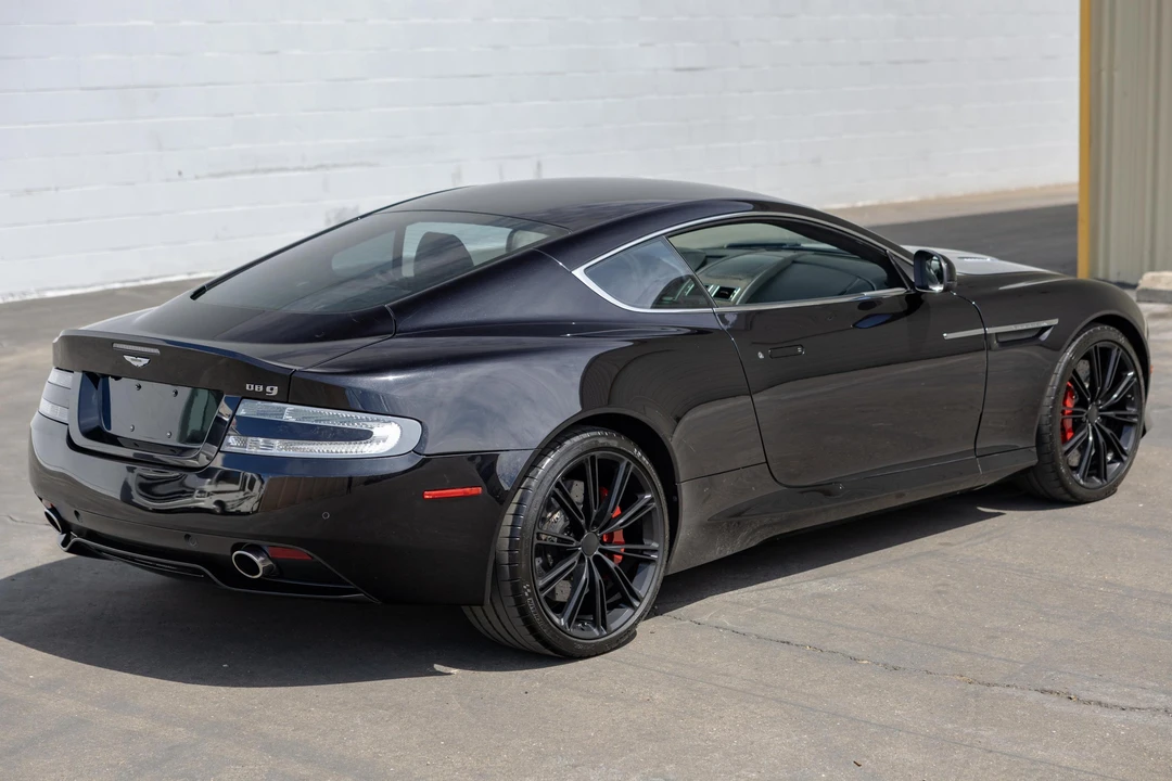 2013 Aston Martin DB9 - Image 3 of 31