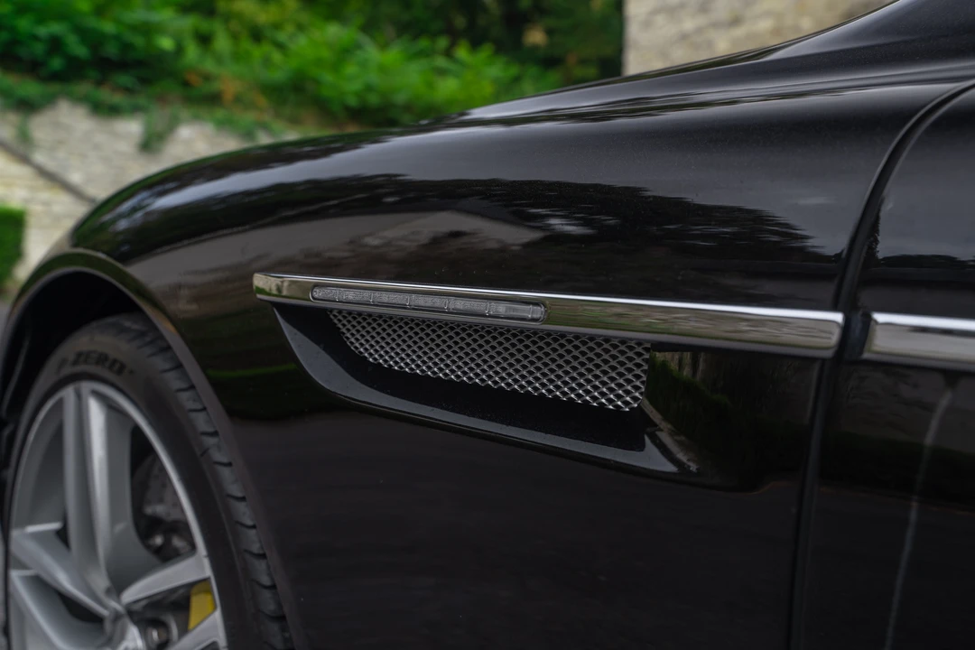 2013 Aston Martin DB9 - Image 25 of 31