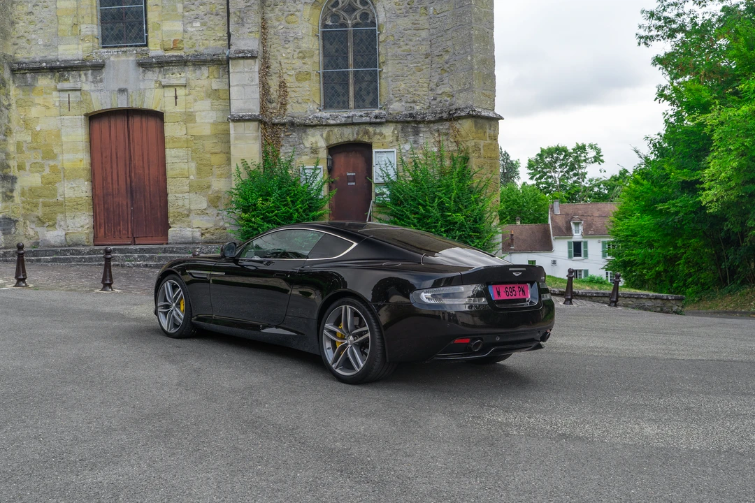 2013 Aston Martin DB9 - Image 5 of 31