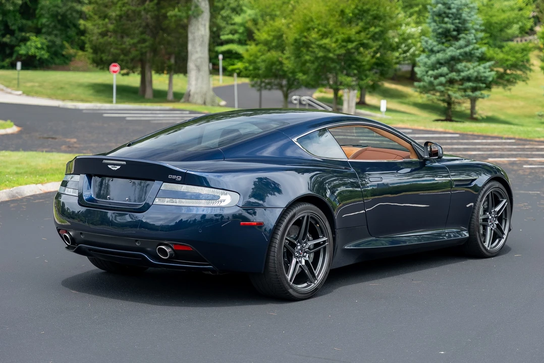 2013 Aston Martin DB9 - Image 10 of 31