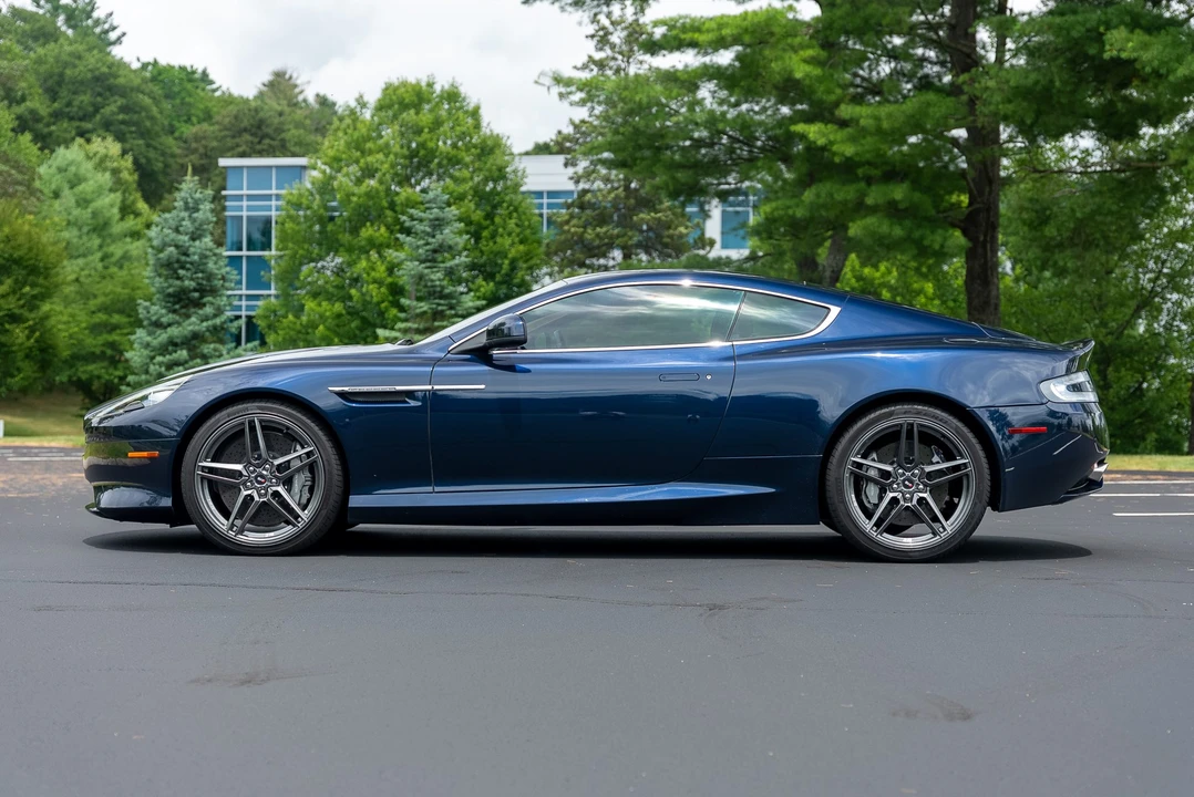2013 Aston Martin DB9 - Image 17 of 31
