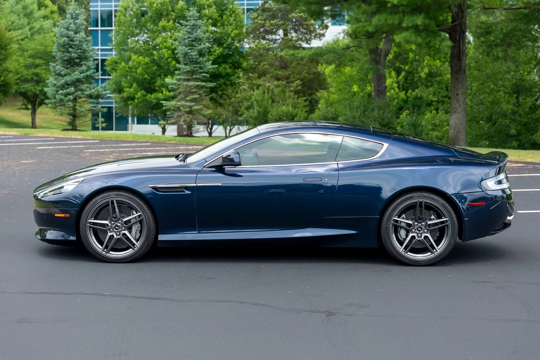 2013 Aston Martin DB9 - Image 16 of 31