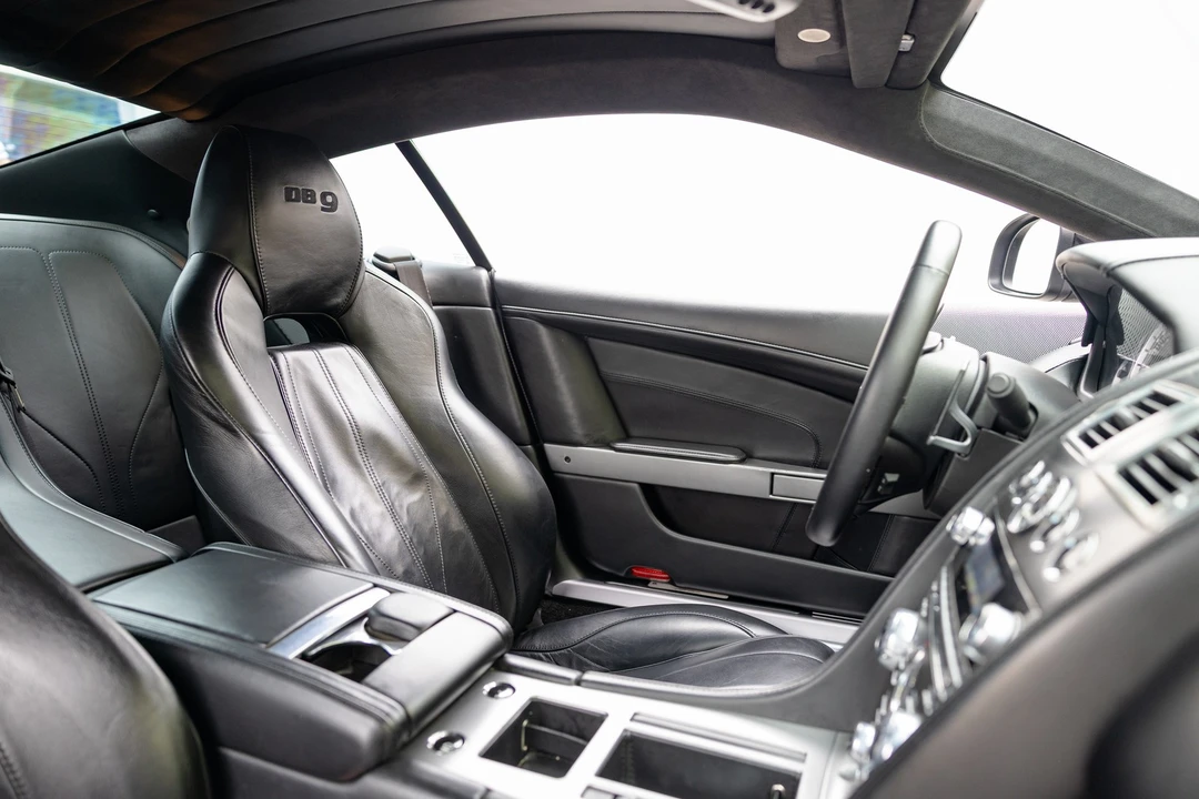 2013 Aston Martin DB9 - Image 30 of 31