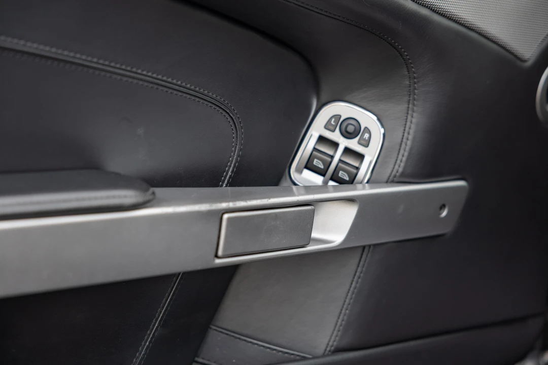2013 Aston Martin DB9 - Image 9 of 31