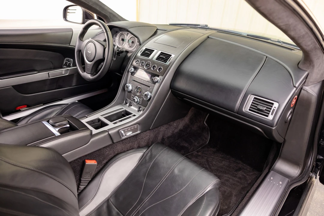 2013 Aston Martin DB9 - Image 25 of 31