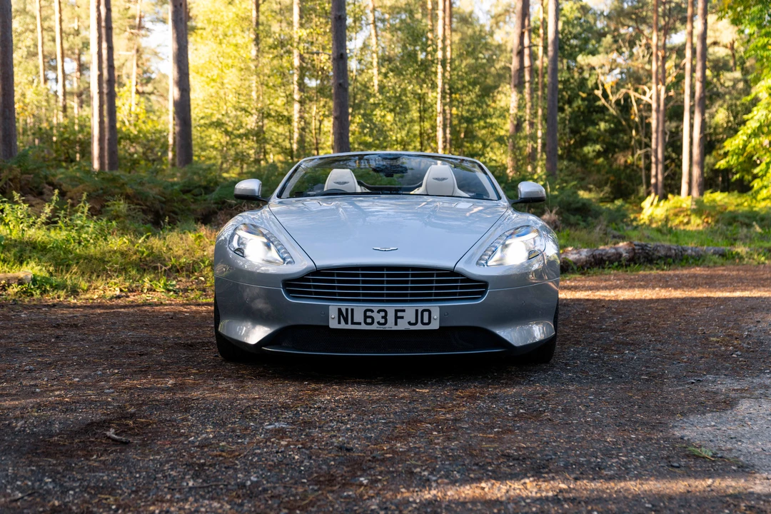 2013 Aston Martin DB9 - Image 14 of 31