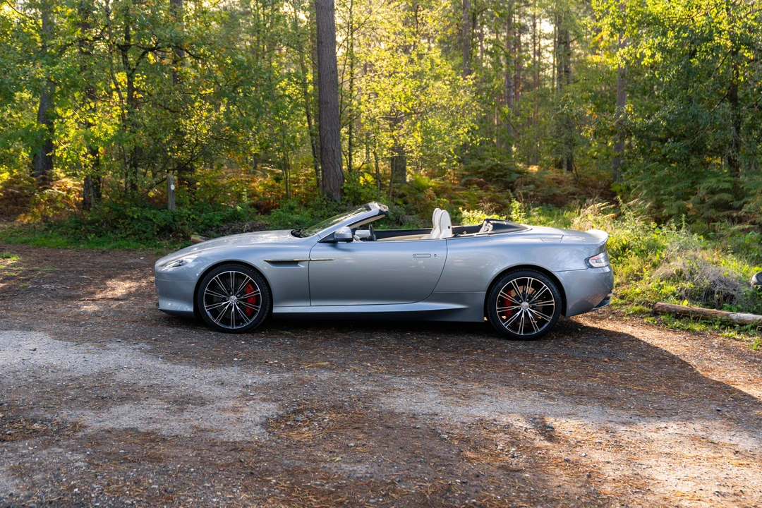 2013 Aston Martin DB9 - Image 19 of 31