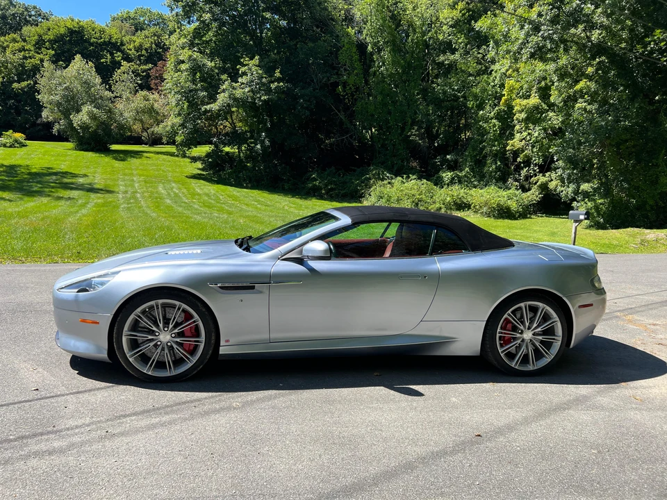 2013 Aston Martin DB9 - Image 18 of 31