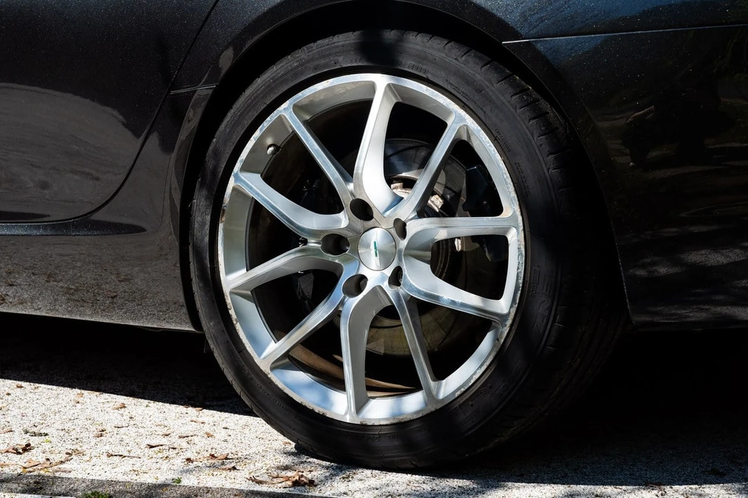 2013 Aston Martin Rapide - Image 21 of 30