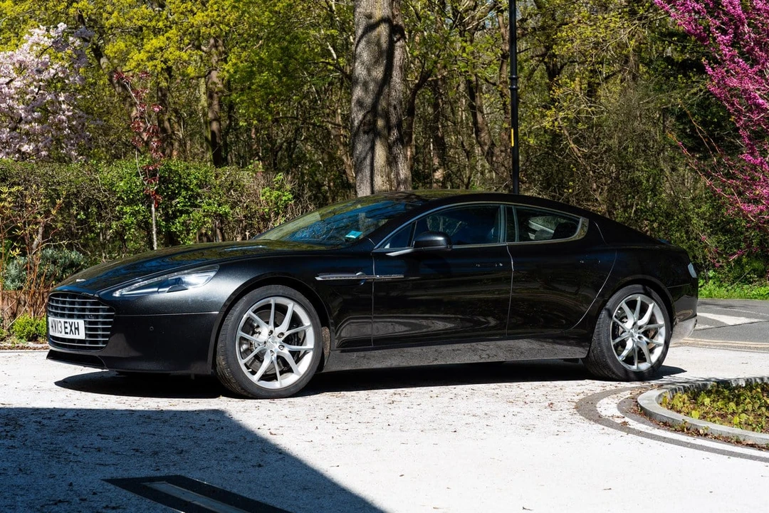 2013 Aston Martin Rapide - Image 12 of 30