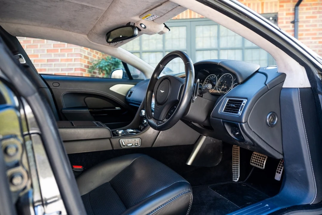 2013 Aston Martin Rapide - Image 27 of 30