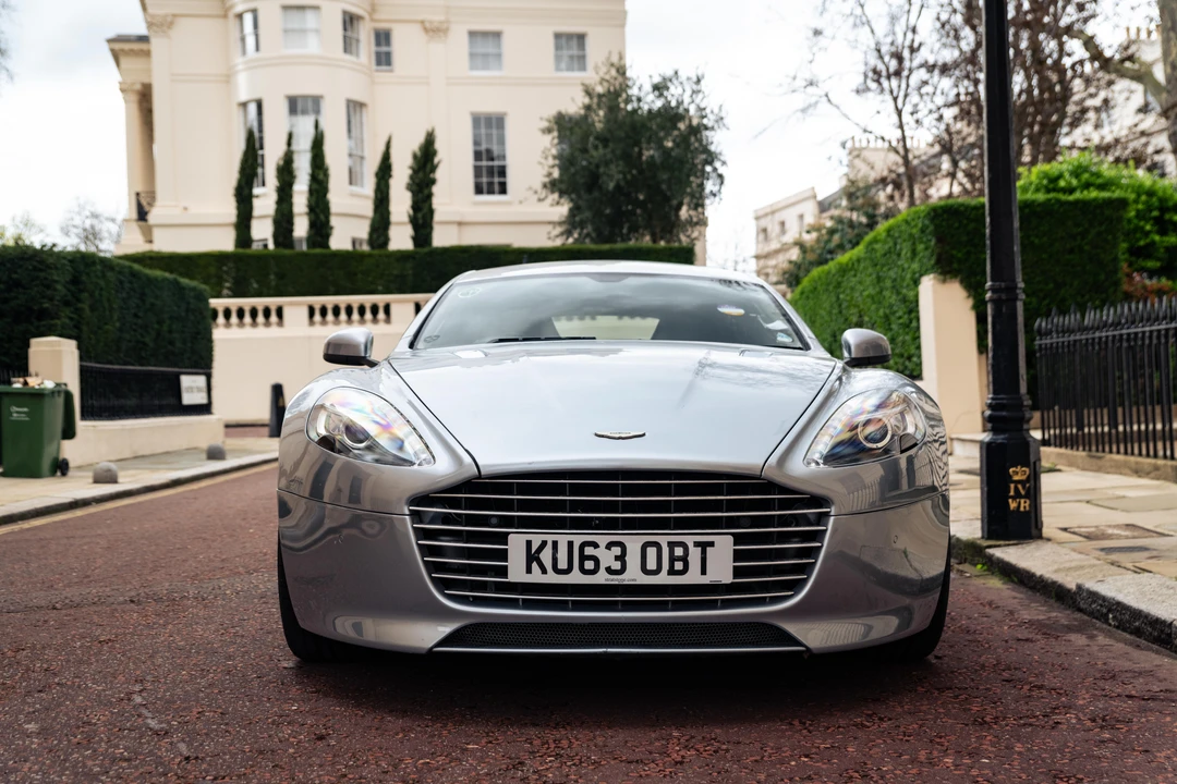 2013 Aston Martin Rapide - Image 2 of 31
