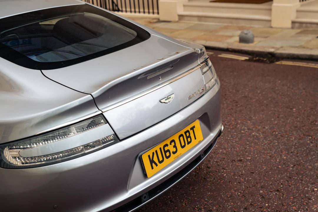 2013 Aston Martin Rapide - Image 27 of 31