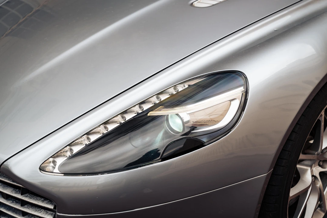 2013 Aston Martin Rapide - Image 11 of 31