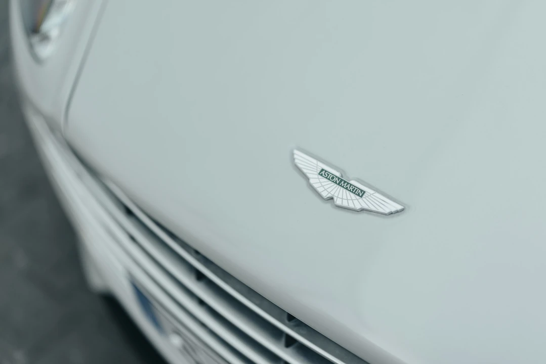 2013 Aston Martin Rapide - Image 19 of 21