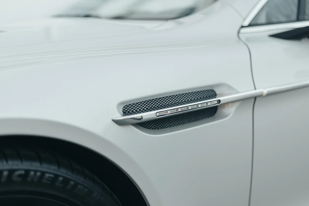 2013 Aston Martin Rapide - Image 20 of 21