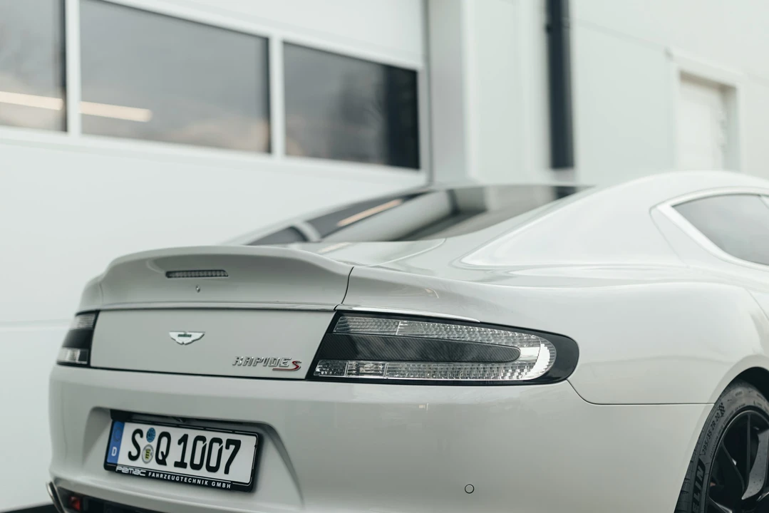 2013 Aston Martin Rapide - Image 21 of 21
