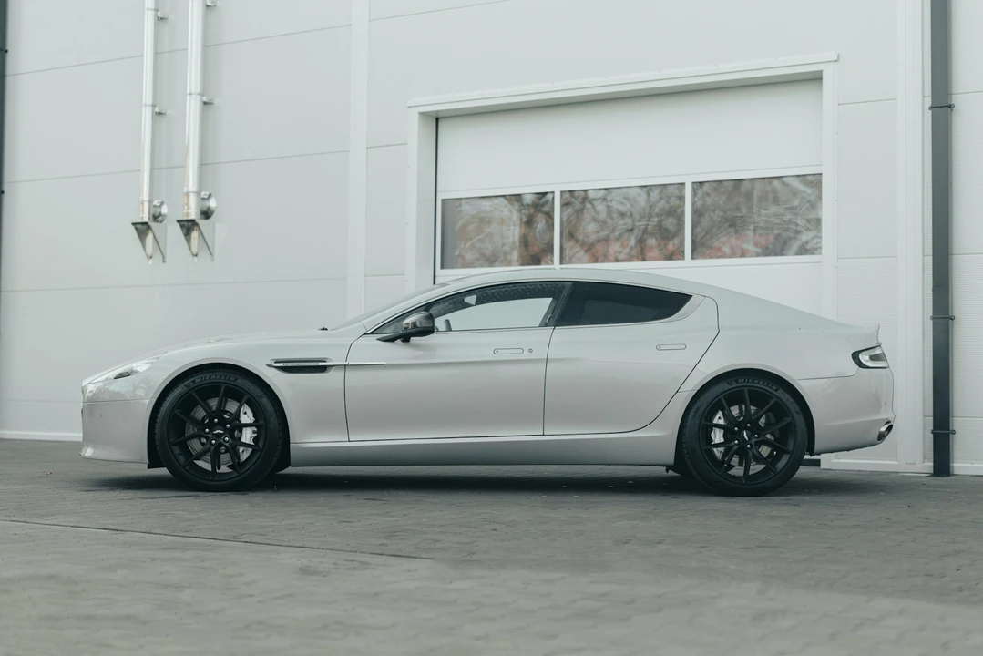 2013 Aston Martin Rapide - Image 8 of 21