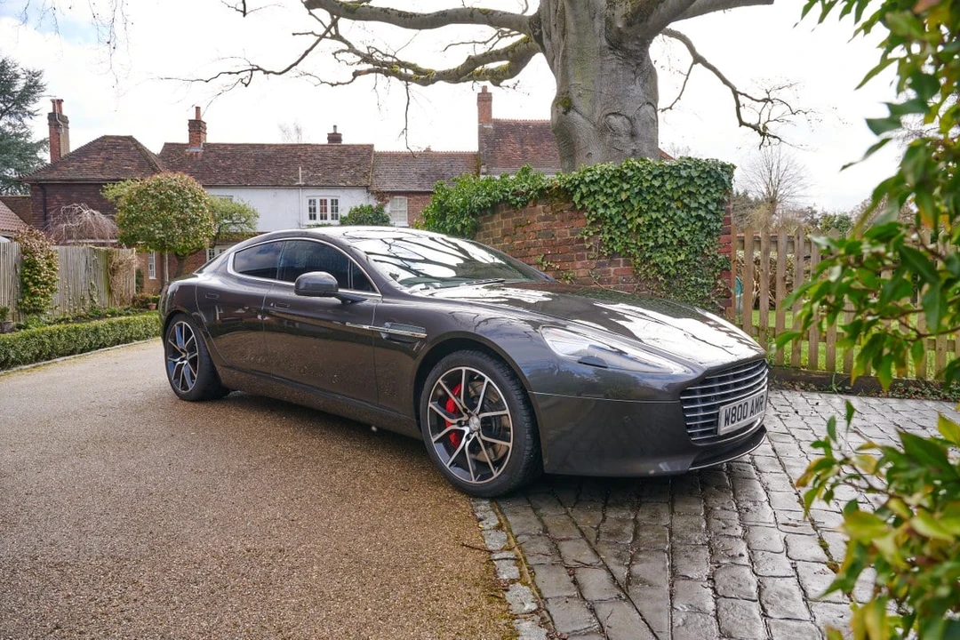 2013 Aston Martin Rapide - Image 11 of 30
